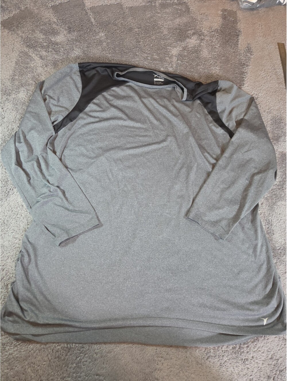 Old Navy Active 4X Plus Gray Black Long Sleeve Ruched Athletic Performance Top